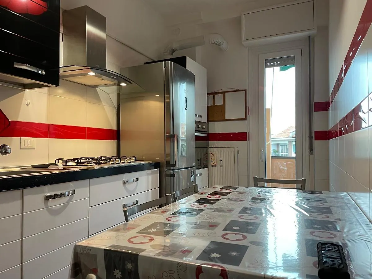 Apartment Adriano Metro & Comfort Suites - Affitti Brevi Italia Milan