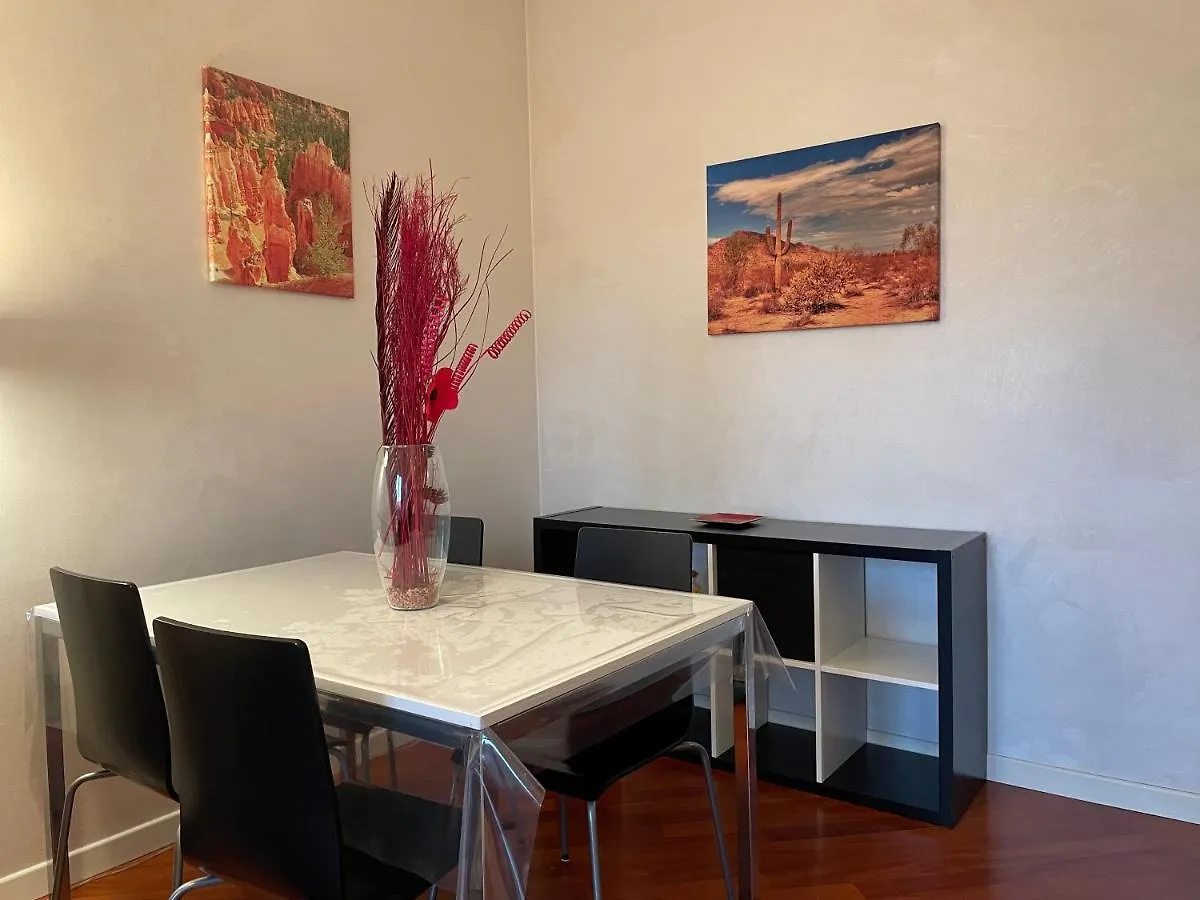 Adriano Metro & Comfort Suites - Affitti Brevi Italia Milan Apartment